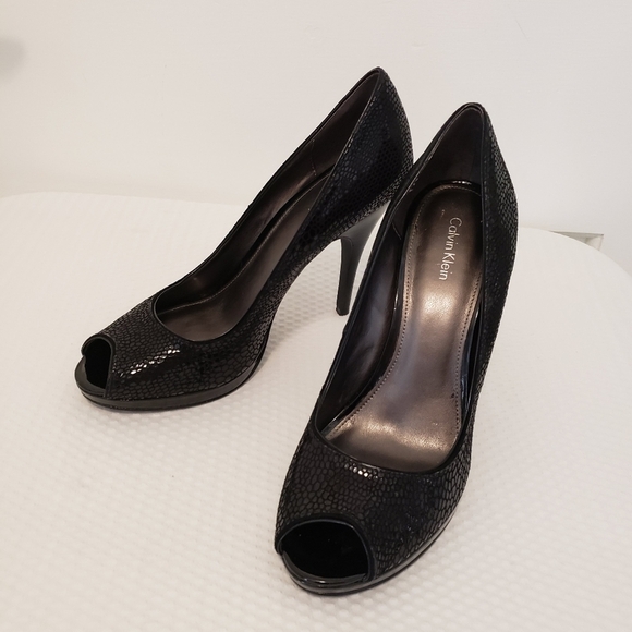 Calvin Klein Black Peep Toe Stilletos Size 9, Stylish, Chic - Picture 14 of 14